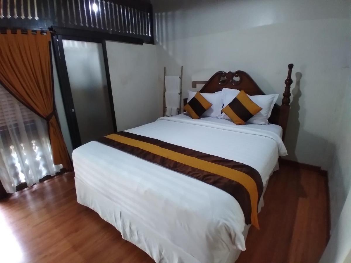 Dem Ayem Heritage Guest House Yogyakarta Exterior foto