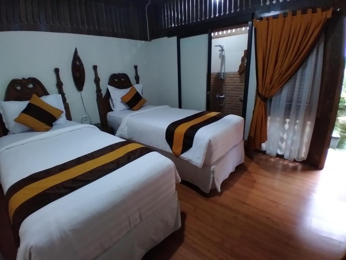 Dem Ayem Heritage Guest House Yogyakarta Exterior foto